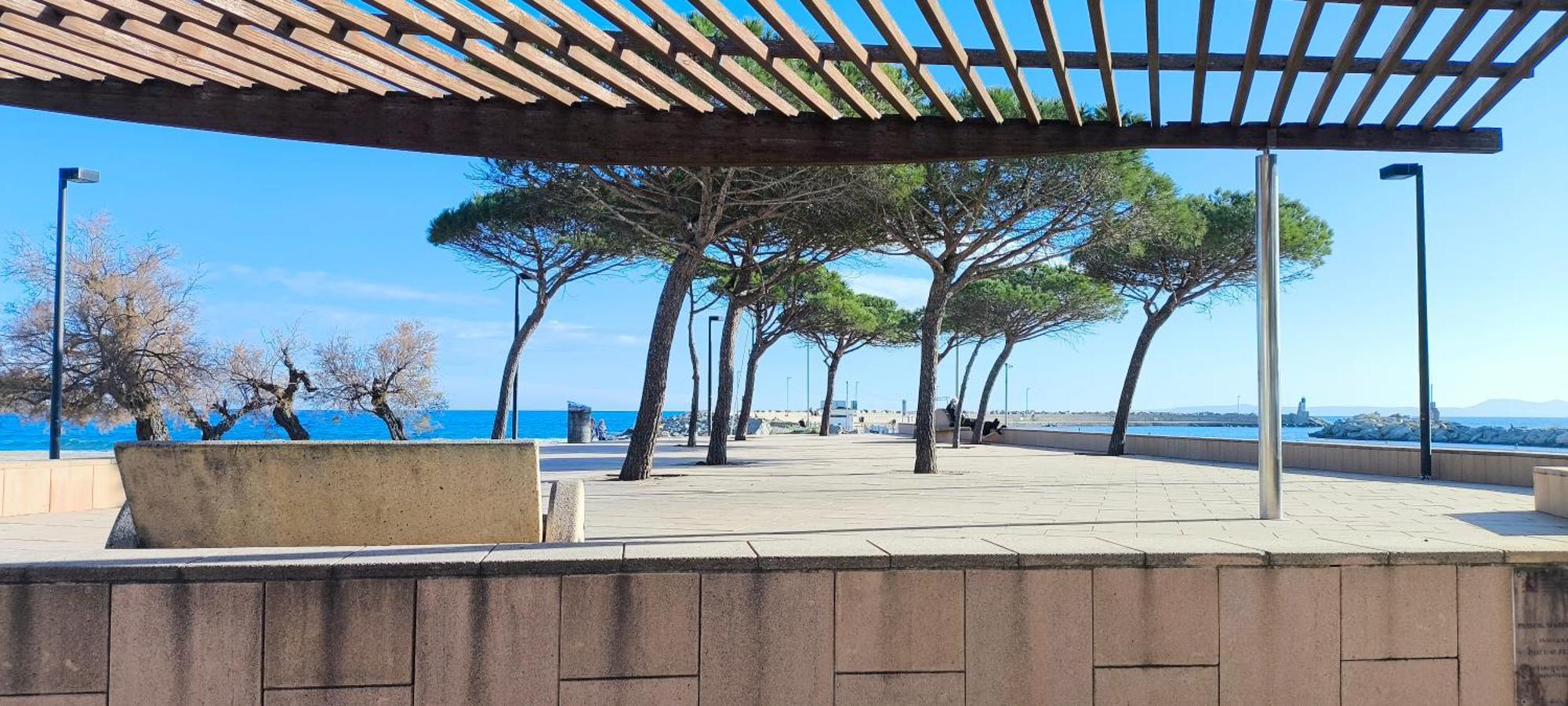 Spacieux Appartement Rose Front Mer Et Piscine Rosas Exterior foto